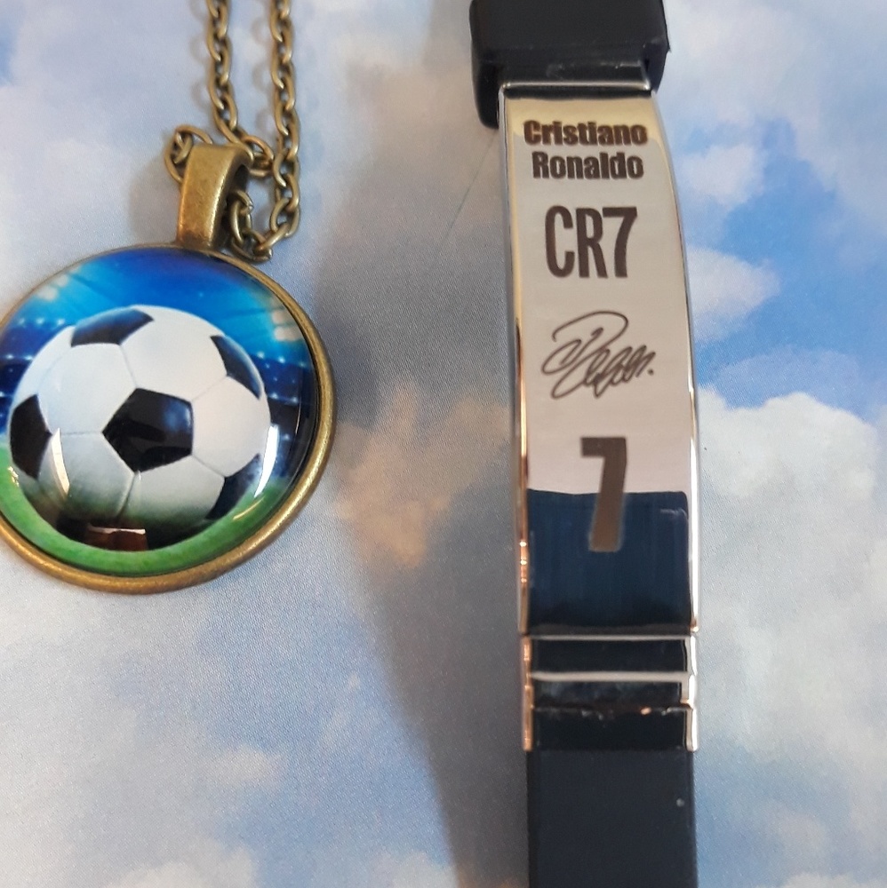 Soccer Great Ronaldo Bracelet and Necklace set